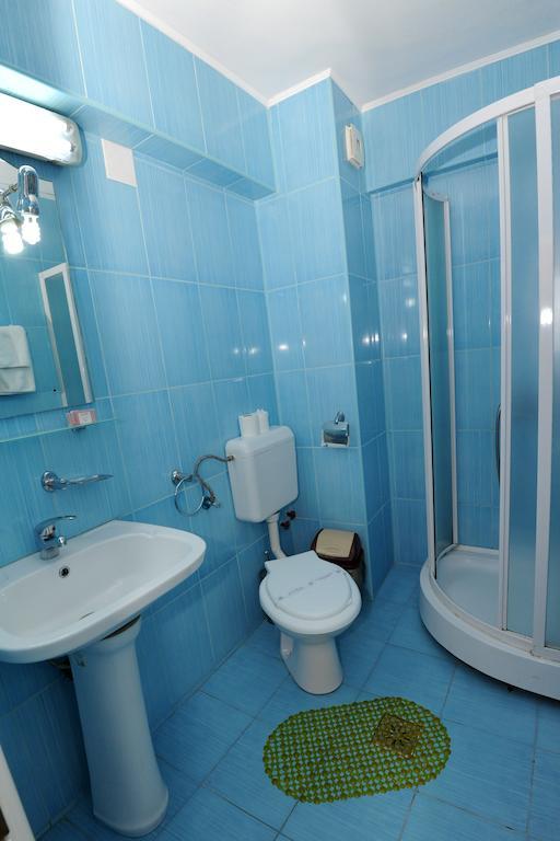 Gura Diham Hotel Szászbuda Szoba fotó