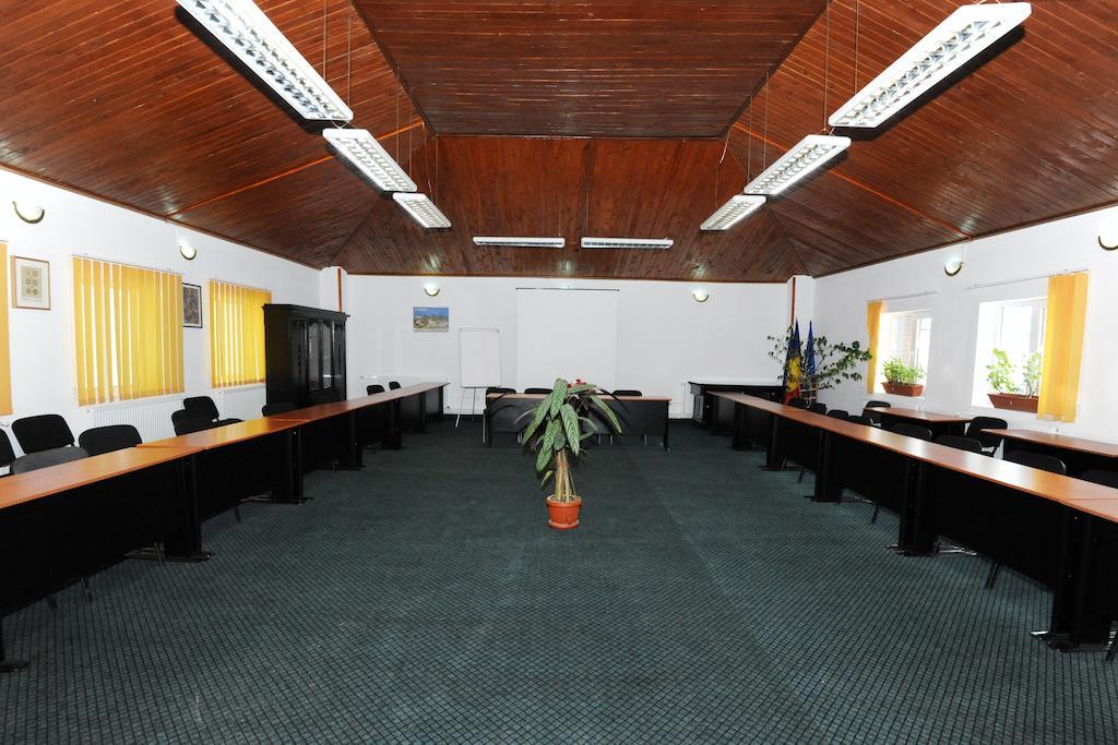 Gura Diham Hotel Szászbuda Kültér fotó