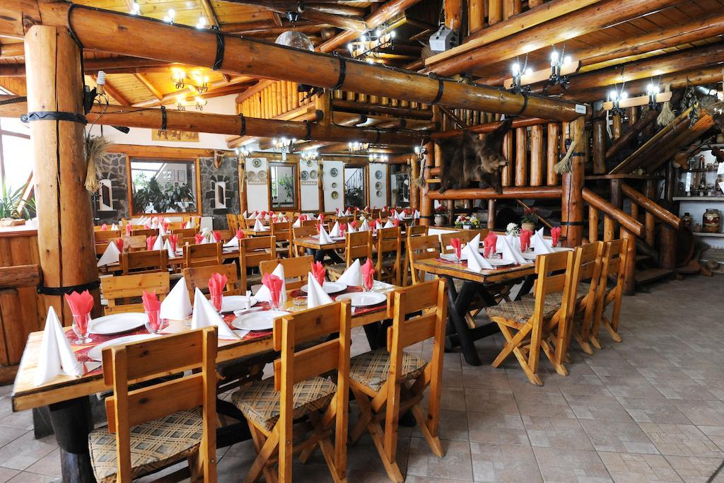 Gura Diham Hotel Szászbuda Kültér fotó