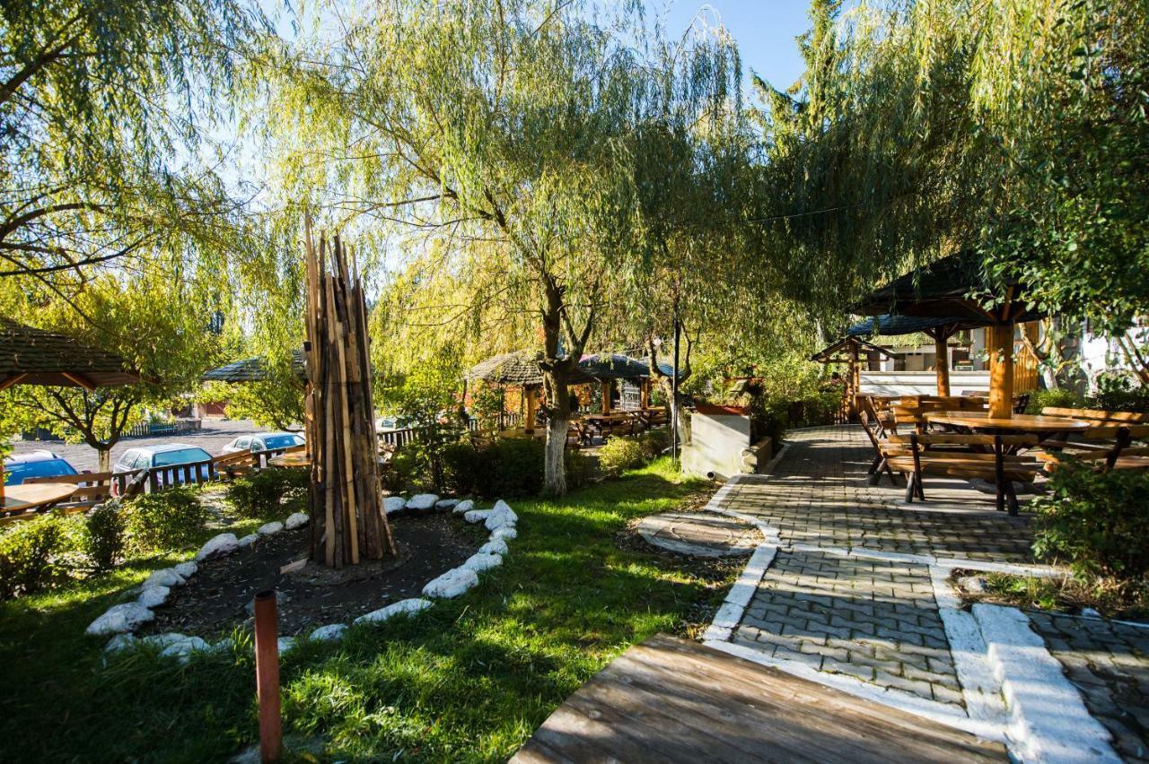 Gura Diham Hotel Szászbuda Kültér fotó